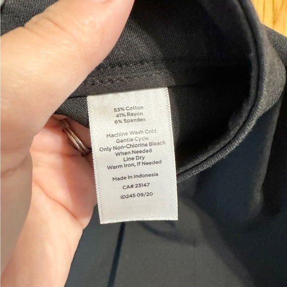 Talbots Chatham Ankle Pant Black Pleated Side Zip Trousers Women’s 14 Petite - Picture 9 of 14